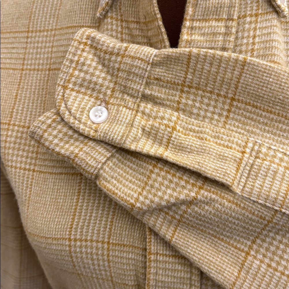 VTG Pendleton Women's Tan Yellow Plaid Wool Long Sleeve Button Up Shirt Size S - Picture 8 of 10